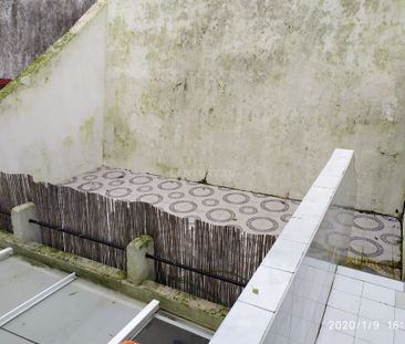 Apartamento T2 com varanda e terraço na Cova da Piedade - Photo 2