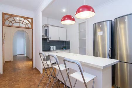 Carrer de Balmes, Barcelona, Catalonia 08008 - Photo 5