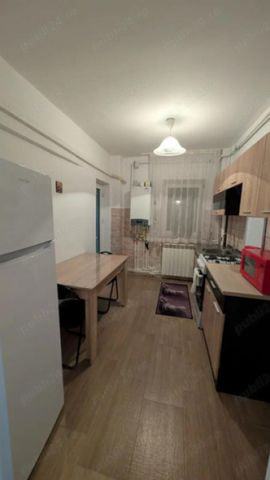 ZONA CENTRALA- APARTAMENT 2 CAMERE ,CENTRALA GAZ, MOBILAT UTILAT - Fotografie 4