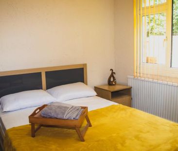 1 bedroom in a house share to rent - Photo 3