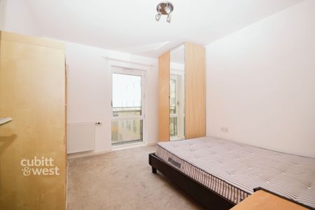 2 bedroom block of apartments to rent - Photo 3