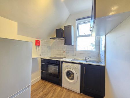 Studio to rent - Photo 4