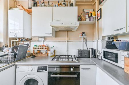 1 bedroom flat to rent - Photo 3