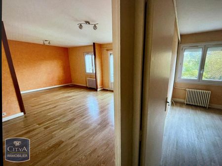 Location Appartement 3 pièces 73m² ST ASTIER 24110 - Photo 2