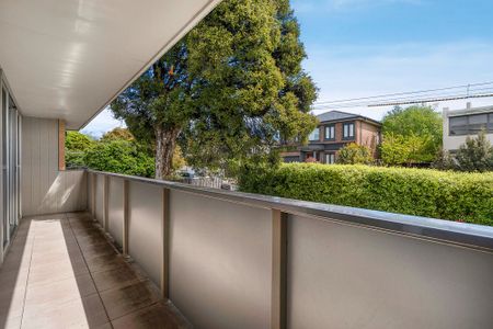 6/66 Cobden Street, Kew VIC 3101 - Photo 2