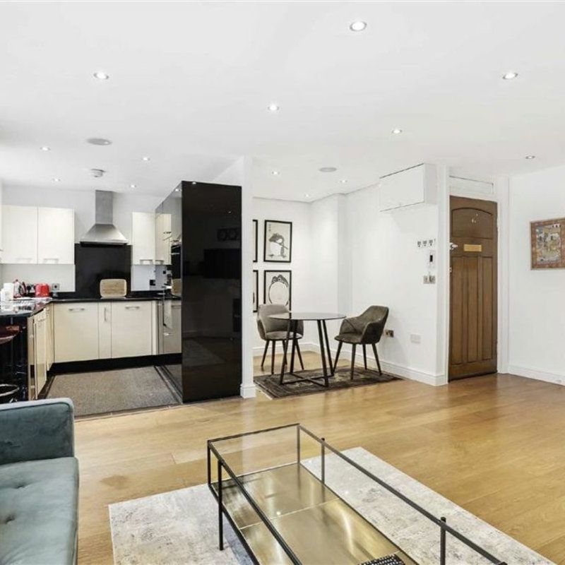 York Buildings - Photo 1