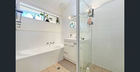 Single-Level 3 Bedroom Home with Double Lock-Up Garage - Photo 5