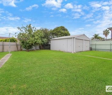 3-Bedroom Retreat With Extra Storage - Photo 4