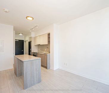 31 Tippett Road #821 - Photo 6