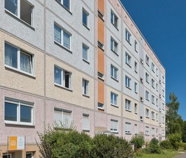 Charmante Erdgeschosswohnung mit Balkon und separater Küche! Jetzt ... - Foto 1