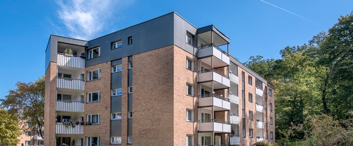 Einziehen und Wohlfühlen ! Renovierte 2-Zimmer-Wohnung mit Blick ins Grüne! - Photo 1