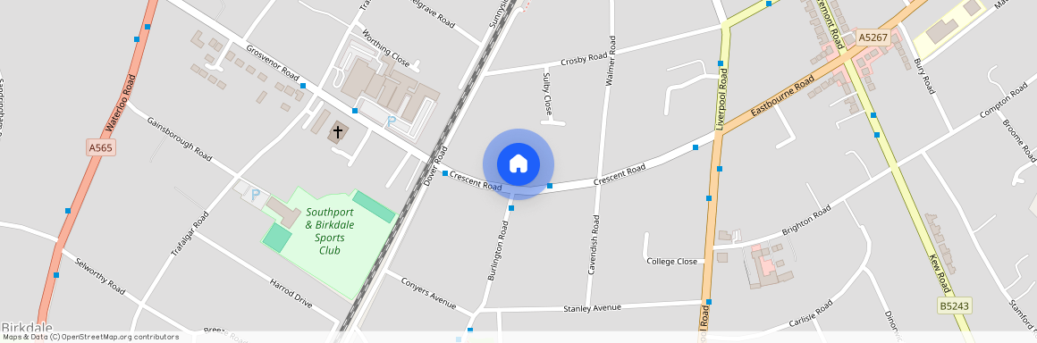 Golf Open 2026 - Crescent Road, Birkdale - Sleeps 9 (walking distance to golf)