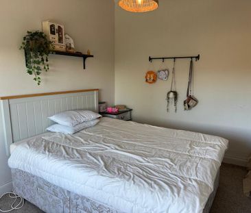 2 bedroom terraced house to rent - Photo 6