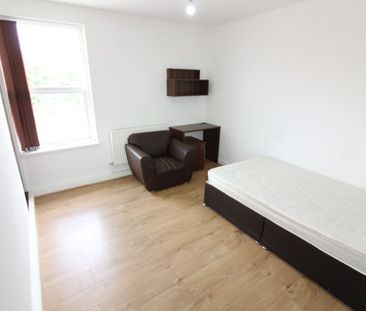 Brook Street Flat 2, PRESTON, Lancashire PR1 7DD - Photo 1