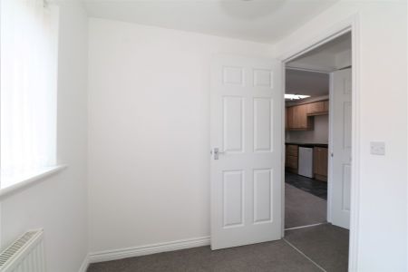 Farnborough Avenue, Rugby - Photo 4