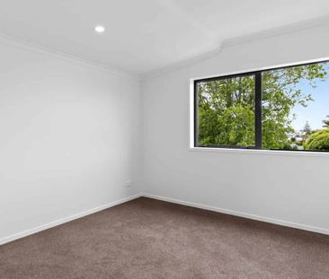 Stylish Townhouse in Great Location - Photo 3