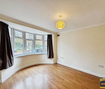 5 bedroom house to rent - Photo 2