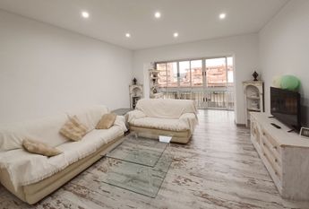 Renovated 2 bedroom apartment for rent in Calpe with pool