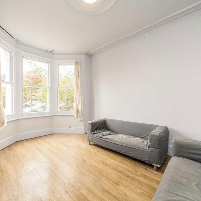 6 bedroom house to rent - Photo 1