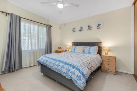 “Four bedroom home” - Photo 5