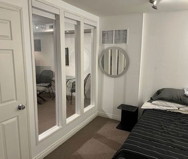 For Lease - 208 Carlton Street Unit# Lower, Toronto, Ontario - Photo 2