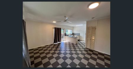 NEAT ON NESBIT - Photo 2