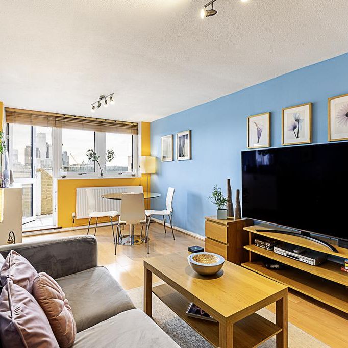 1 bedroom flat to rent - Photo 1