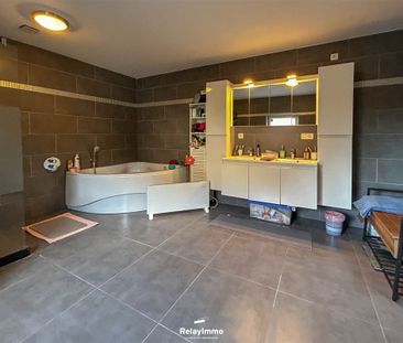 Maison quatre chambres avec jardin - Photo 5