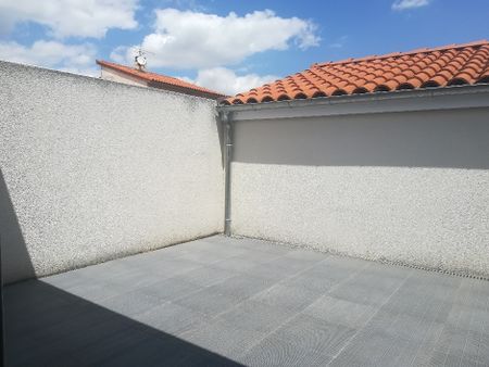 Location Appartement 1 pièce 25m² CUGNAUX 31270 - Photo 3