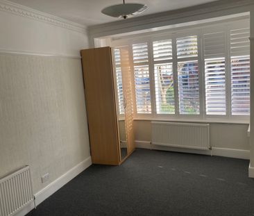 Studio Flat, Colombo Road, IG1 - Photo 5