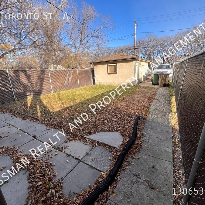 1921 Toronto St - A, Regina, SK S4P 1M9 - Photo 1