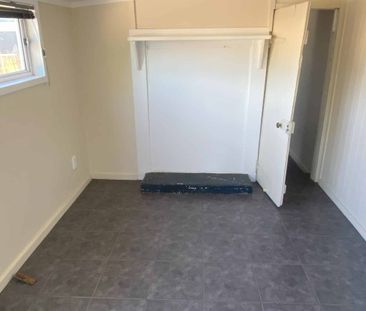 Close to town - Photo 1