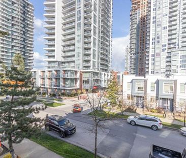306-10289 133 St, Surrey - Photo 1