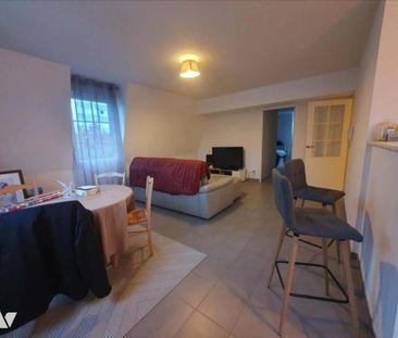 A FALAISE, location F2 avec garage dans résidence du MESNIL RIANT - Photo 2