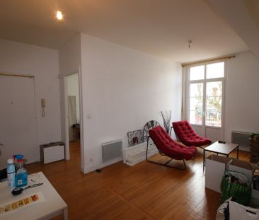 Location Appartement 3 pièces 55m² - Photo 3