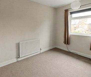 2 bedroom property to rent - Photo 3