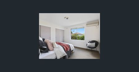 Perfect location. - Photo 2