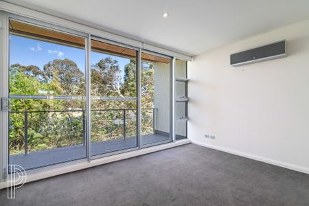 Modern Elegance in Yarralumla 3 Bed | 2 Bath | 2 Car | Unit | EER: 6 - Photo 3