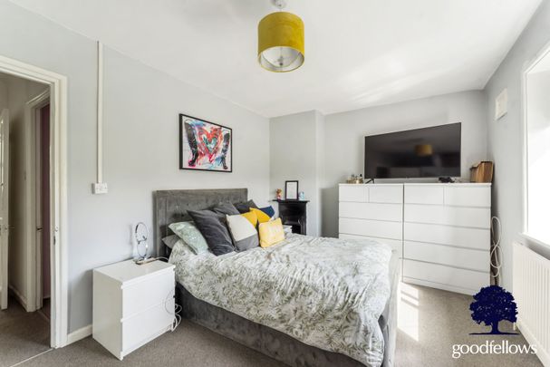 Glastonbury Road, Morden, SM4 - Photo 1