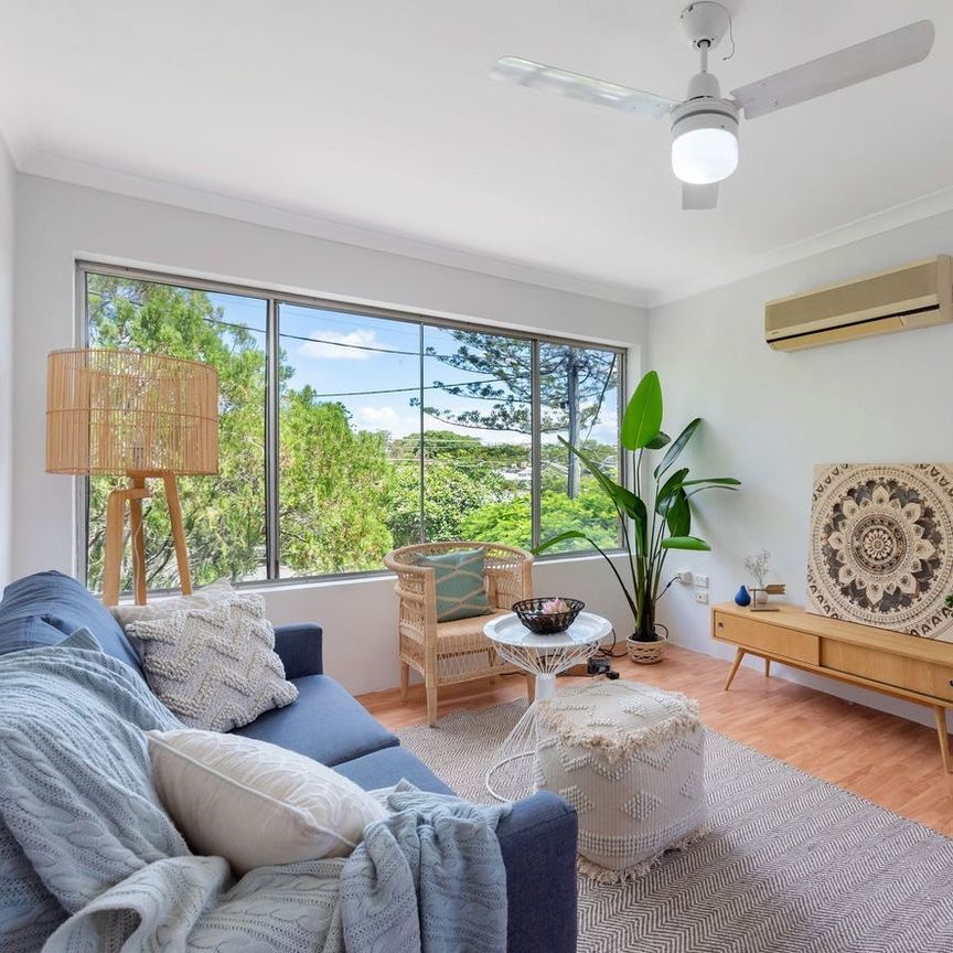 Convenience and Comfort in Coorparoo - Photo 1