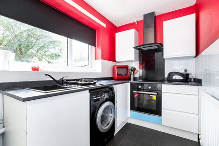 1 bedroom flat to rent - Photo 5