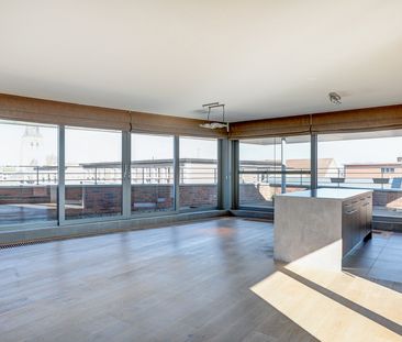 Prachtige penthouse met terras midden in het centrum - Photo 4
