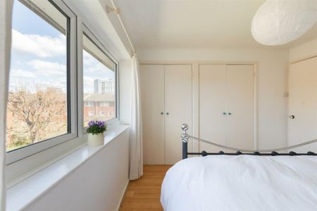 1 Bed Flat, Regent Square, E3 - Photo 5