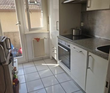 Zentral gelegene 3.5-Zimmerwohnung im 2. OG - Foto 2