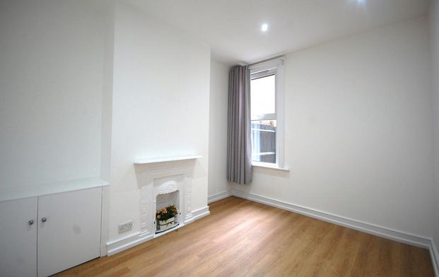 4 bedroom terraced house to rent - Photo 1