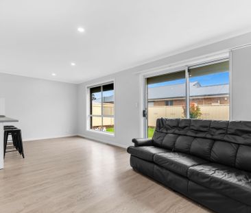 Family home - Photo 5