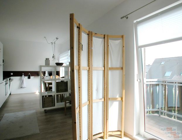 FLATmix.de / Helle, grozügige möblierte Etagenwohnung mit offene Küche - Photo 1