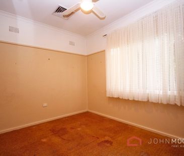 1 Phillip Avenue Mount Austin NSW 2650 - Photo 6
