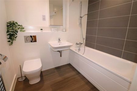 Oarsman House, Ingress Park, Greenhithe, DA9 9UZ - Photo 5