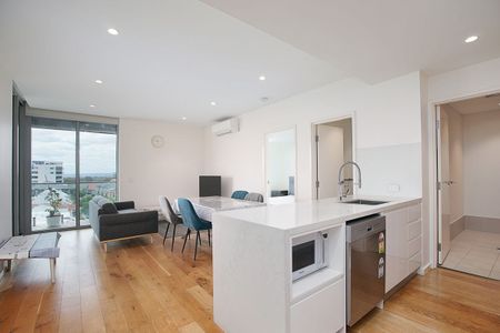 Just pack you bags! Fully Furnished Apartment! - Photo 3